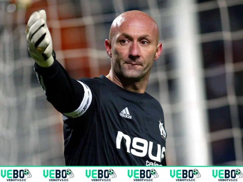 Fabien Barthez có nhiều thành tích đáng kể trong sự nghiệp của mình