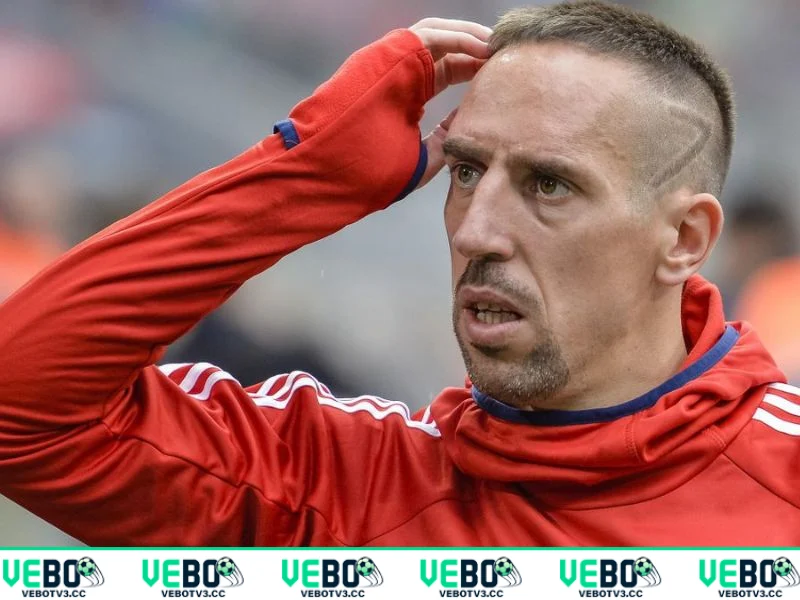 Franck Ribéry là cầu thủ bóng đá đội tuyển Pháp với hơn 16 bàn thắng